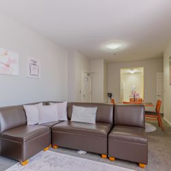 UA Lakeside Suite