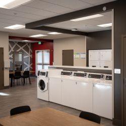 Highlands Commons laundry room