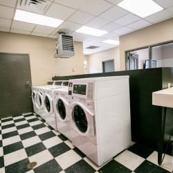 UA Highlands Apartment Laundry Room